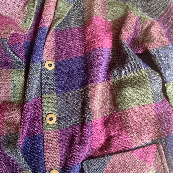 Vintage Plaid Button Up - Picture 2 of 3